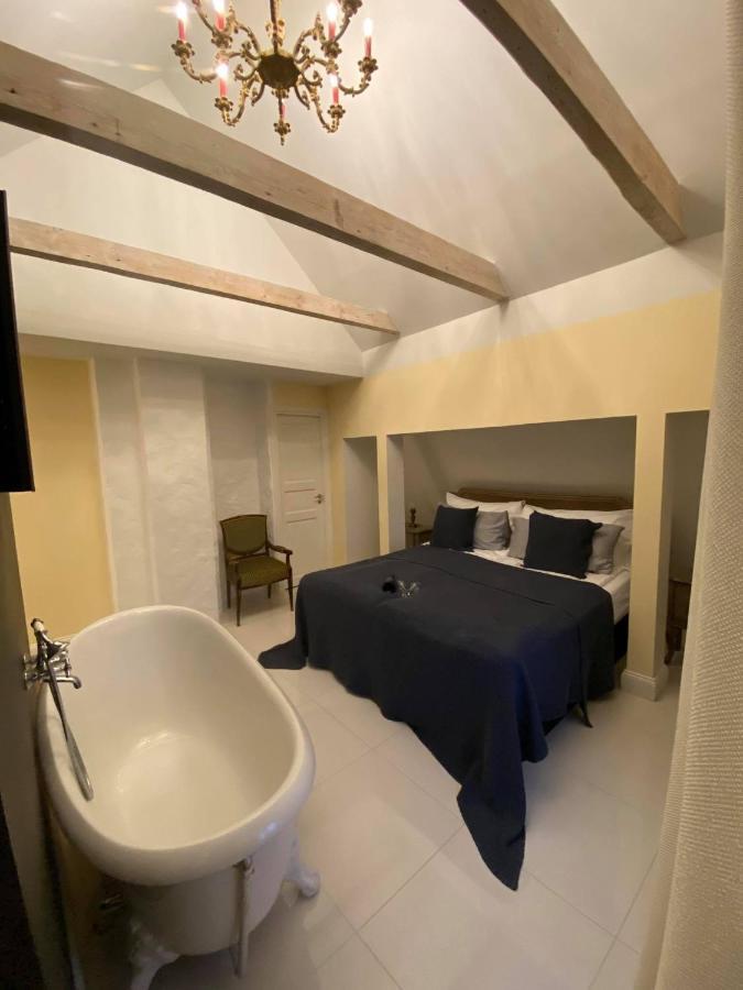 Villa Kertelhof Guesthouse Kardla Luaran gambar